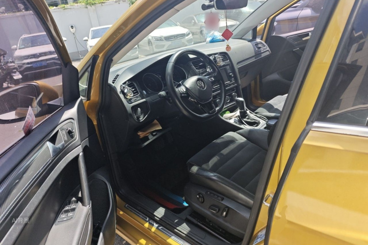 Volkswagen Golf 2017 #18 Volkswagen Golf 2017 car image #18