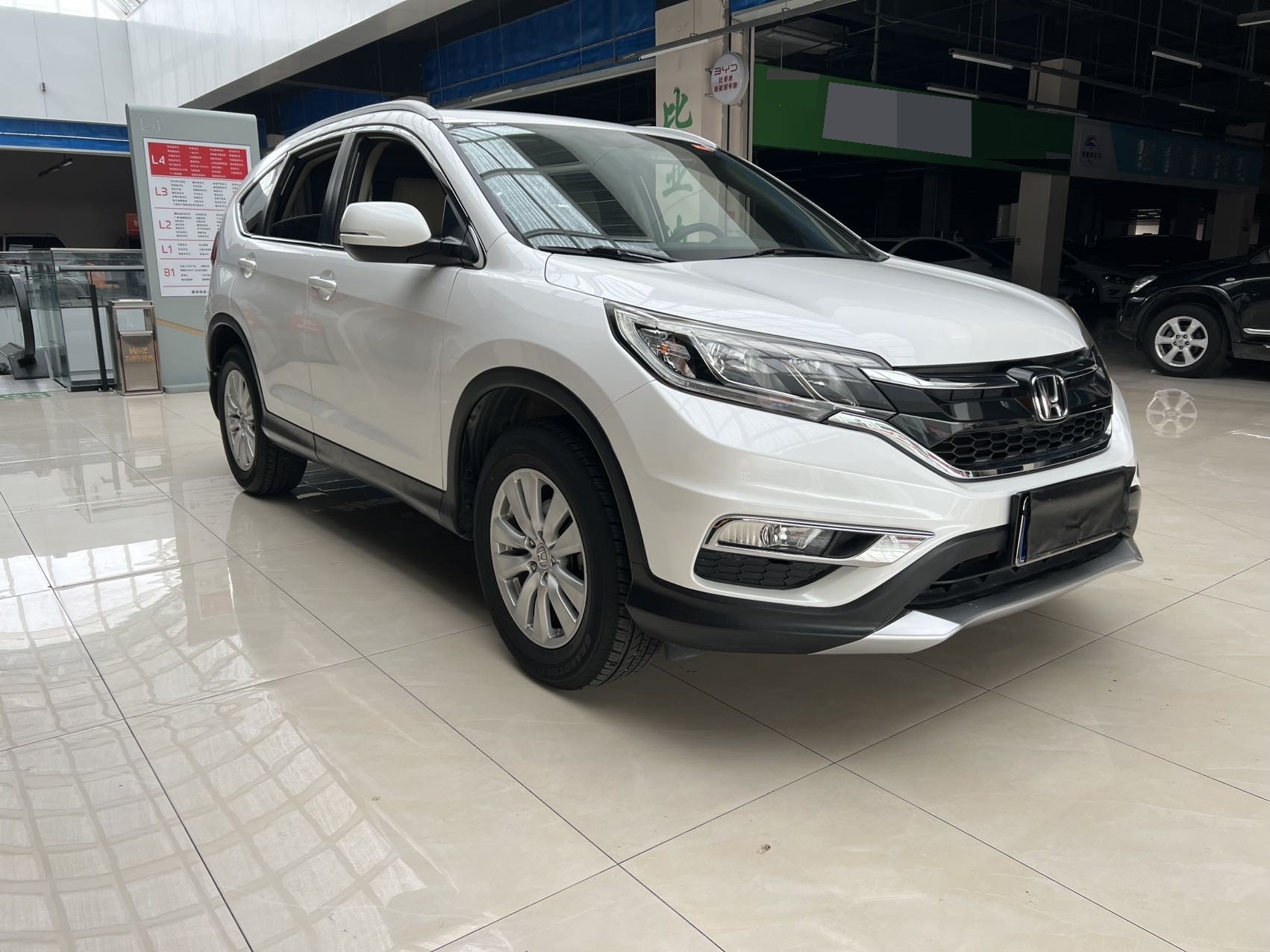 Honda CR-V 2017 immagine di auto #3