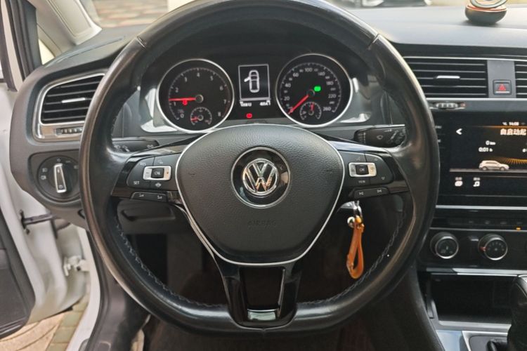 Volkswagen Golf 2020 #15 Volkswagen Golf 2020 صورة سيارة #15