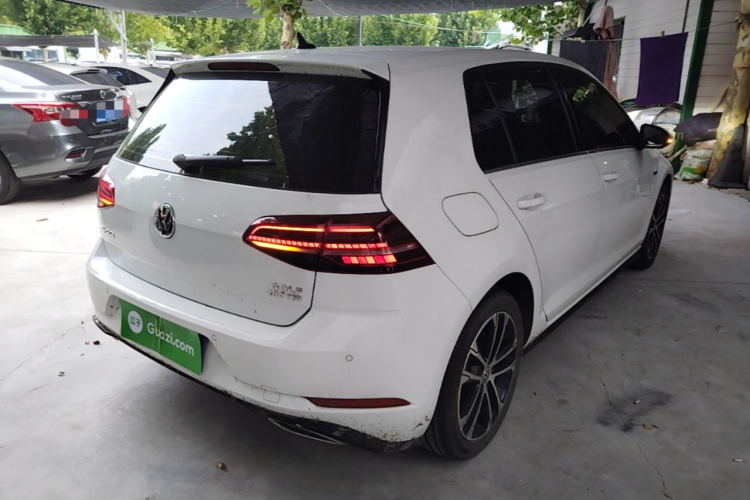 Volkswagen Golf 2019 #7 Volkswagen Golf 2019 car image #7