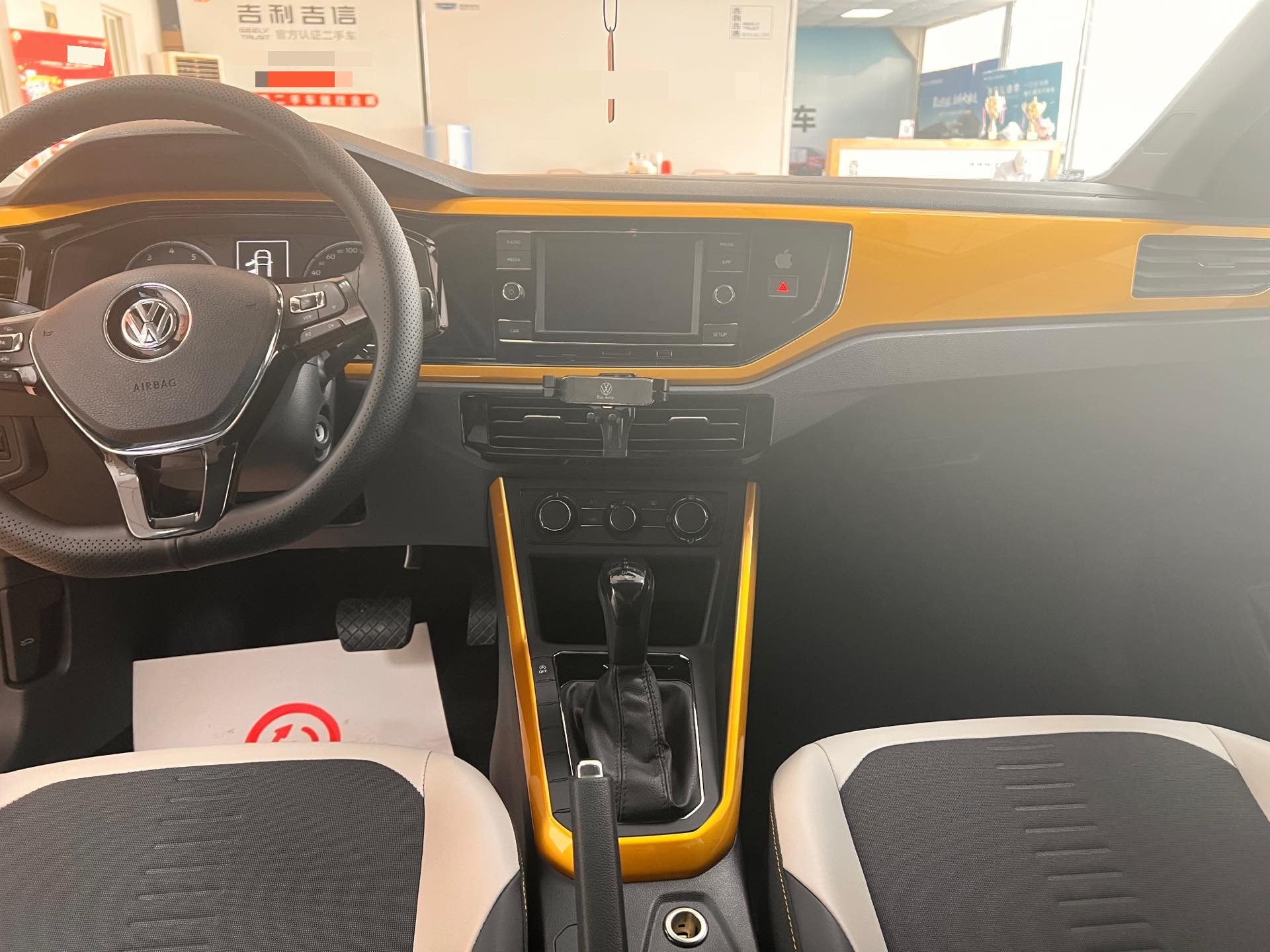 Volkswagen Polo 2019 #8 Volkswagen Polo 2019 car image #8