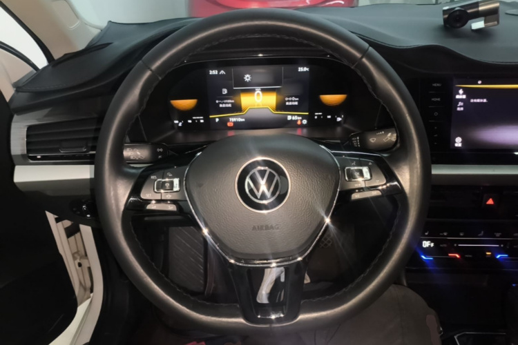 Volkswagen Lavida 2021 #11 Volkswagen Lavida 2021 car image #11