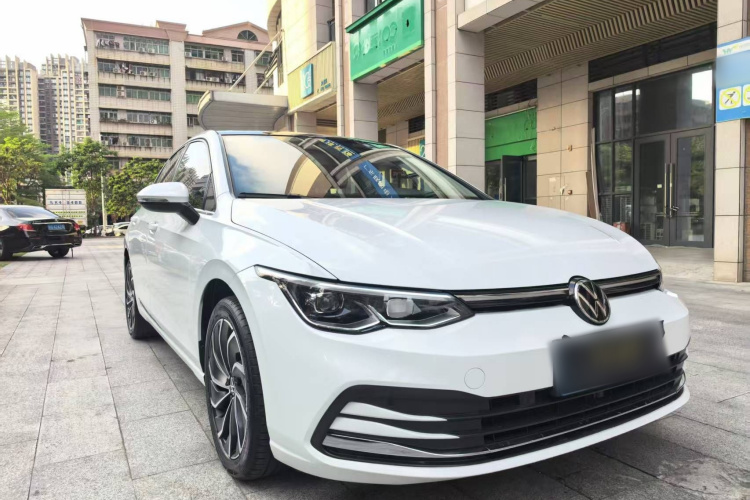 Volkswagen Golf 2021 immagine di auto #4