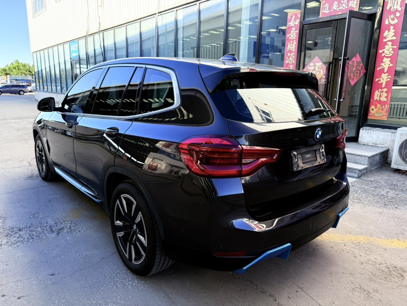 BMW iX3 2021 #6 BMW iX3 2021 car image #6