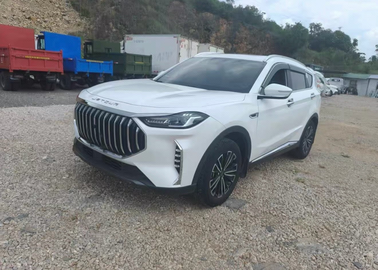 Jetour X70 PLUS 2024 car image 