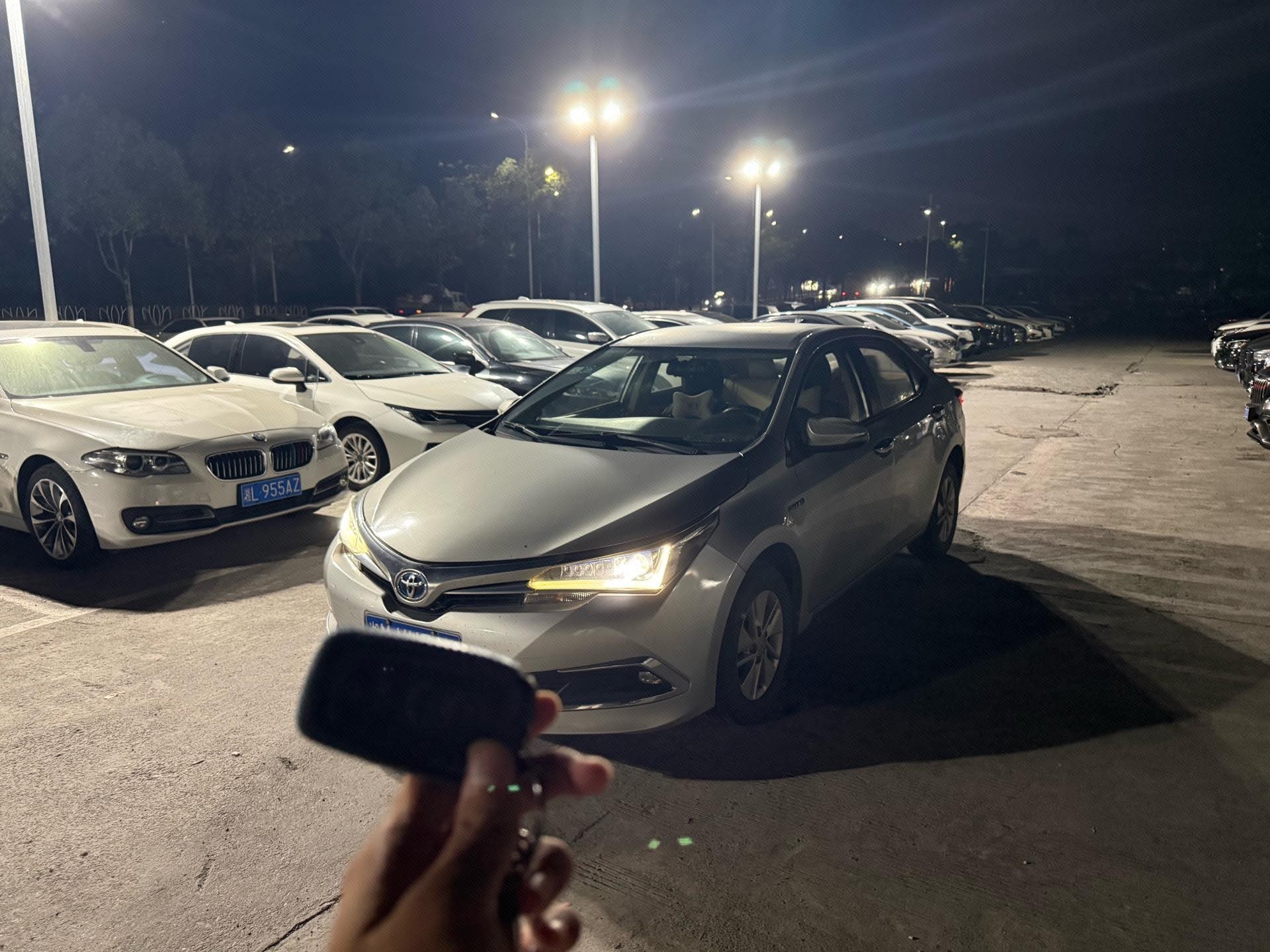 Toyota Corolla 2016 Toyota Corolla 2016 car image