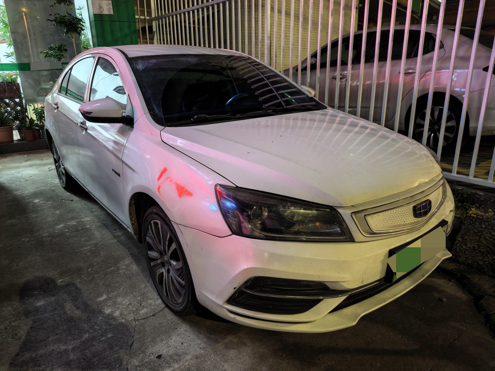 GEELY Emgrand New Energy 2019 car image #2