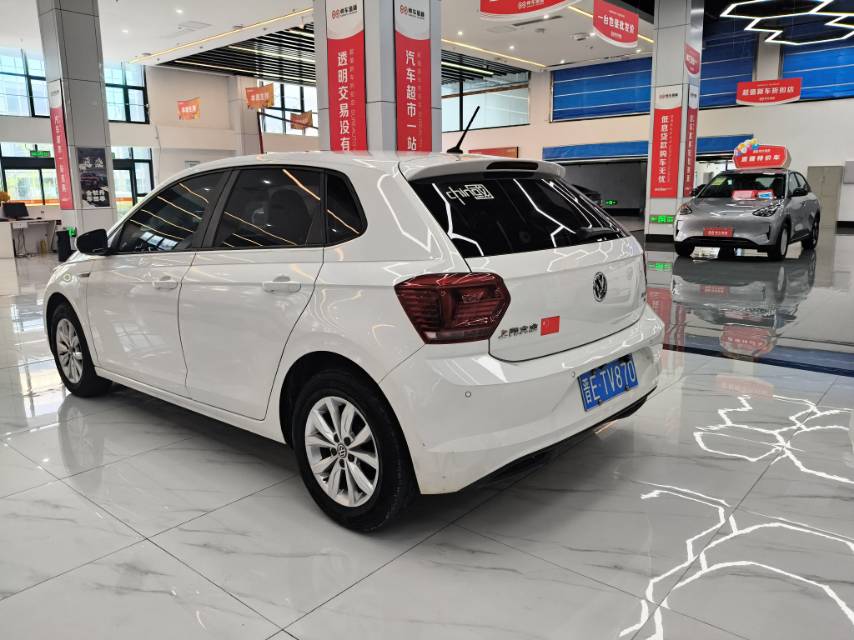 Volkswagen Polo 2020 car image #7