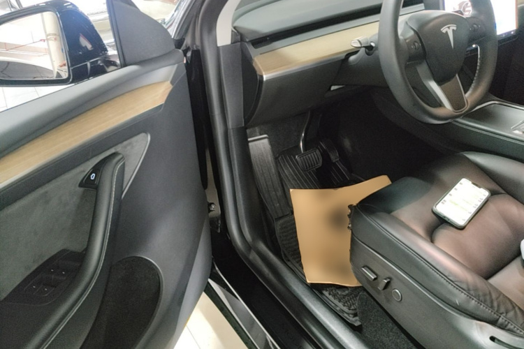 Tesla Model Y 2023 #19 Tesla Model Y 2023 immagine di auto #19