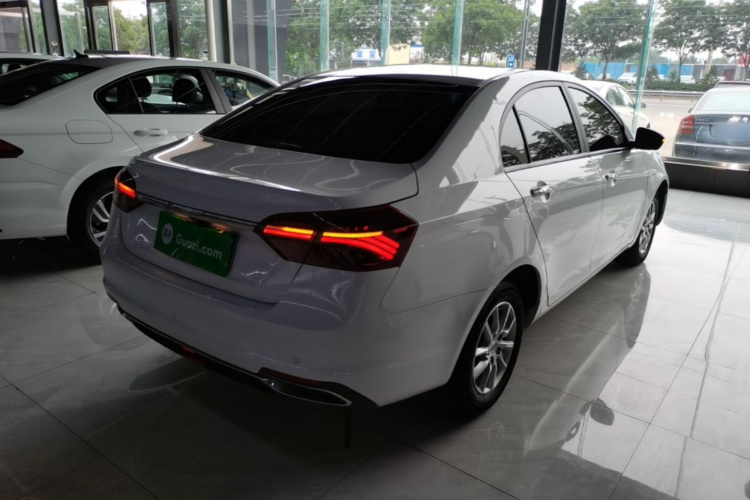 GEELY Emgrand 2020 #7 GEELY Emgrand 2020 car image #7