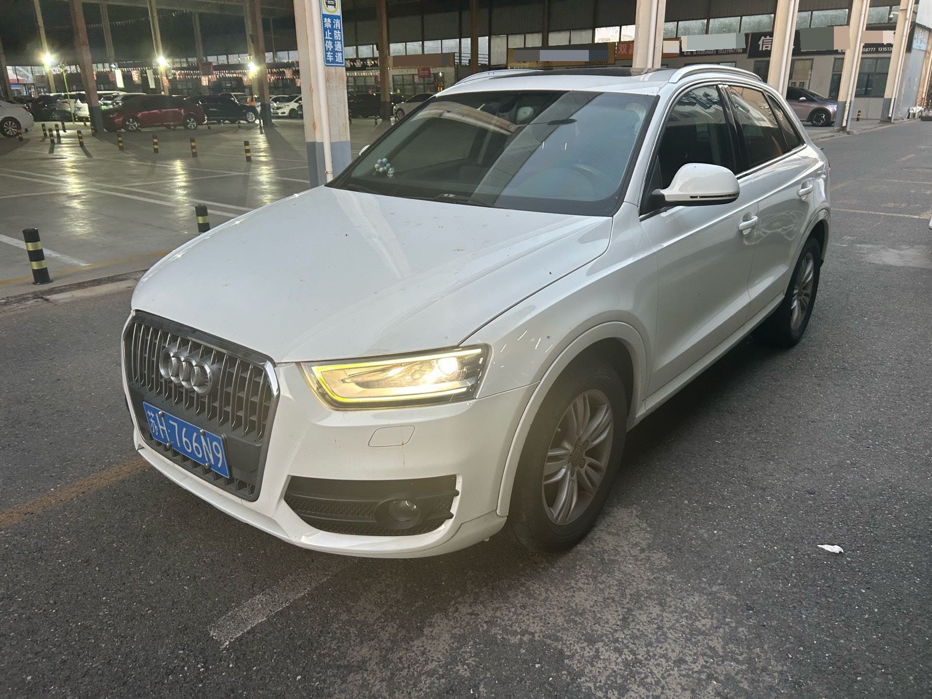 Audi Q3 2013 Audi Q3 2013 изображение автомобиля