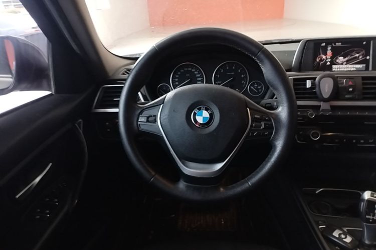 BMW 3 Series 2017 #11 BMW 3 Series 2017 car image #11