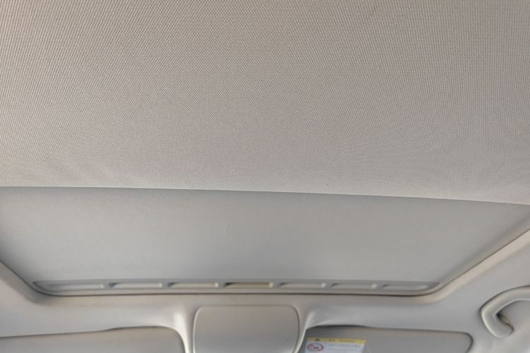 Volkswagen Polo 2015 car image #18