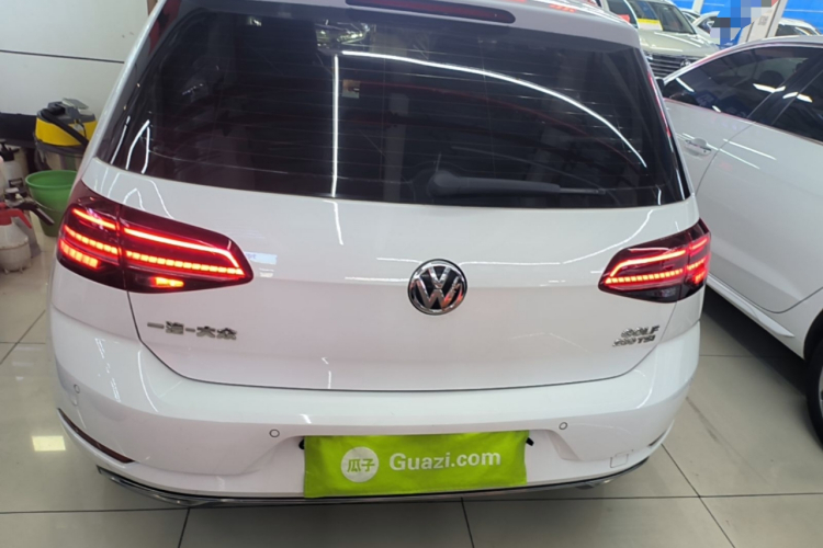 Volkswagen Golf 2020 #6 Volkswagen Golf 2020 car image #6