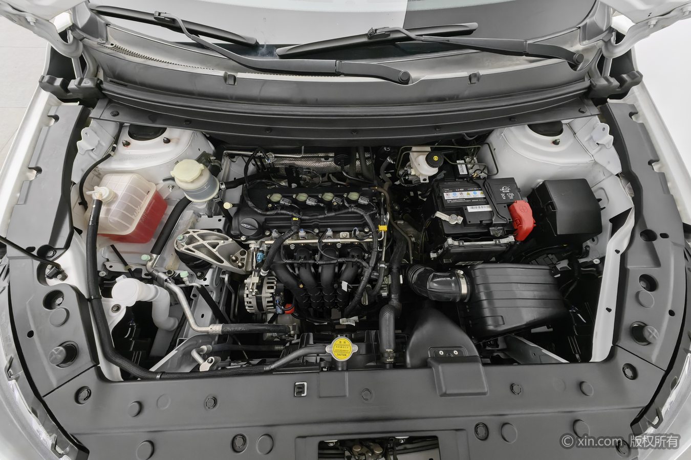 Forthing T5 2023 #18 Forthing T5 2023 car image #18