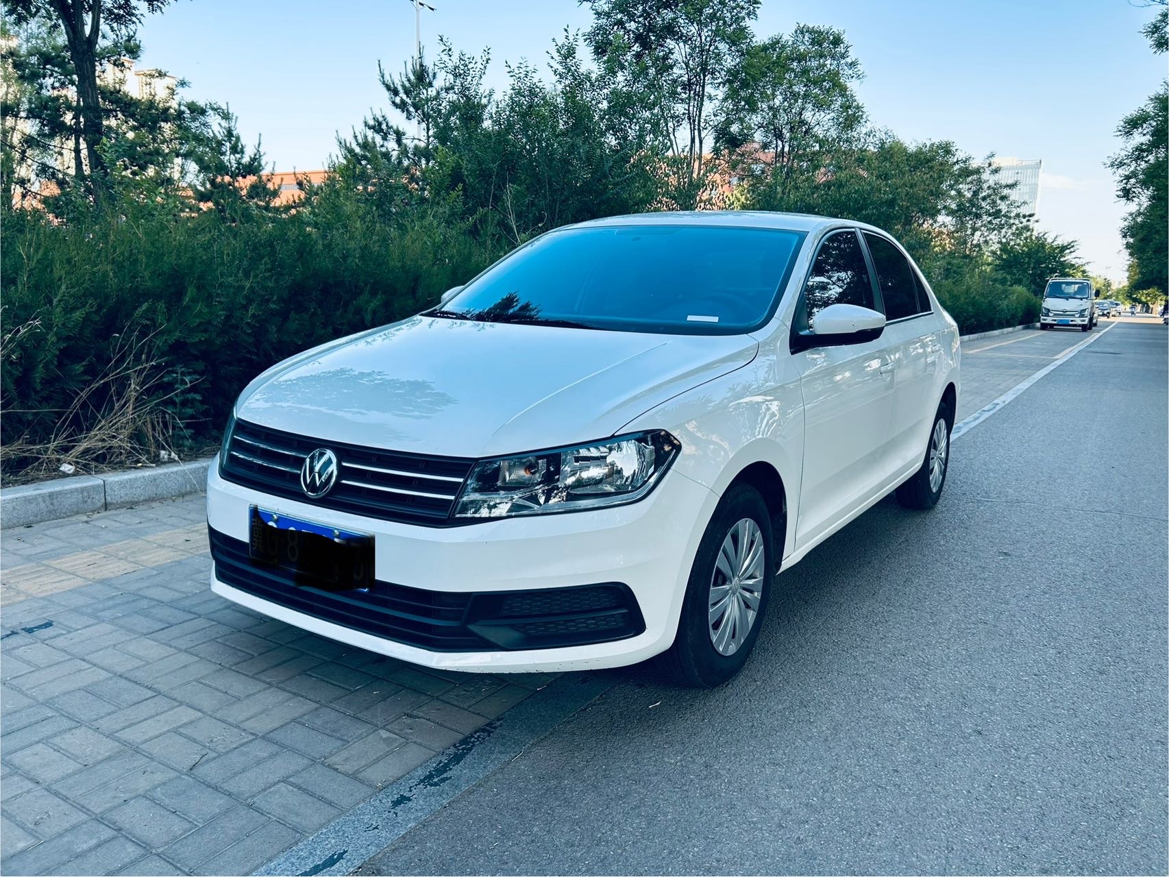 Volkswagen Santana 2021 car image 