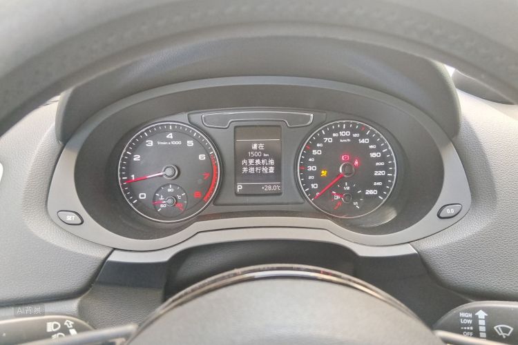Audi Q3 2017 #13 Audi Q3 2017 car image #13