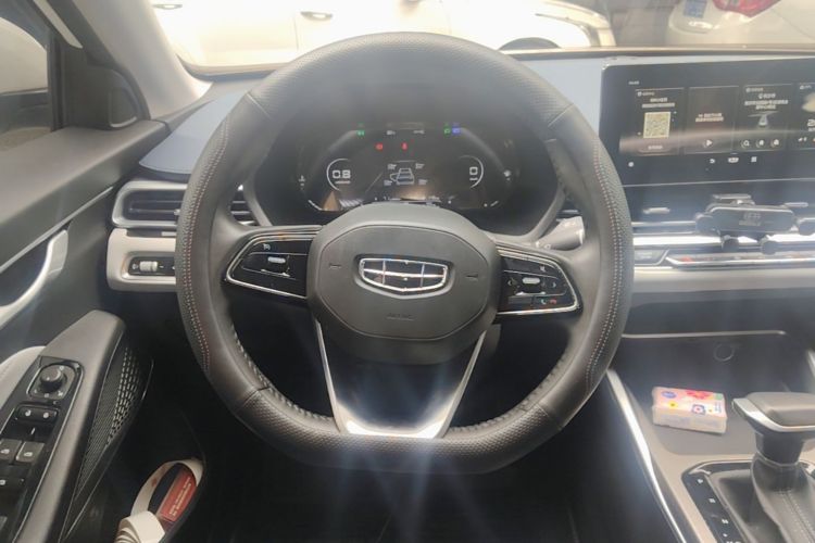 GEELY Emgrand 2022 car image #11