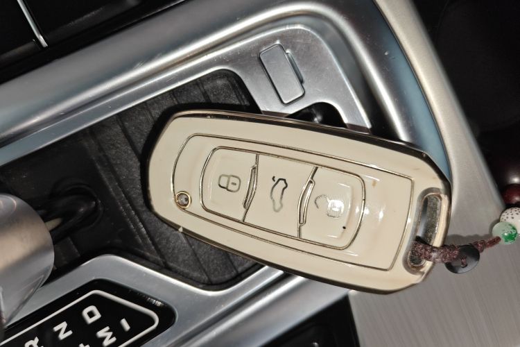 GEELY Emgrand GL 2017 صورة سيارة #9