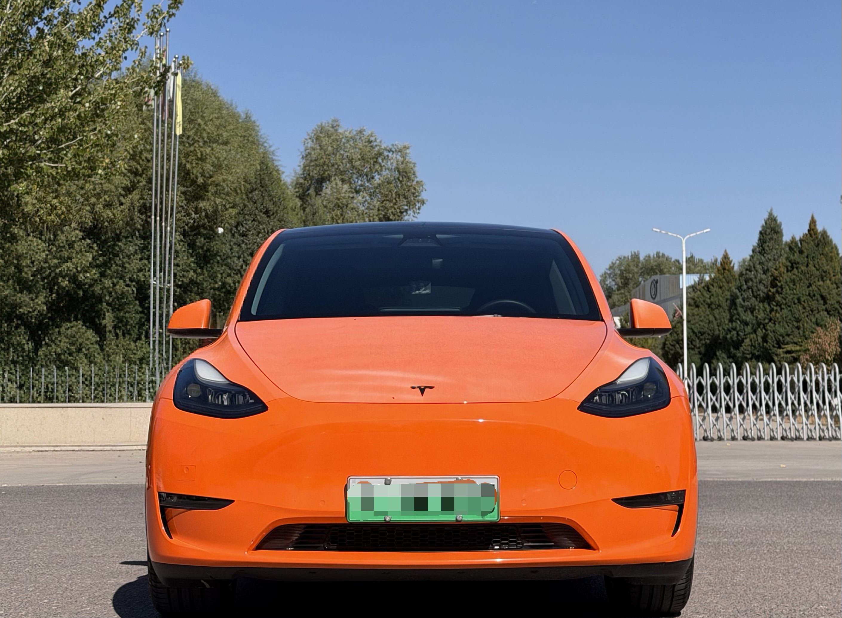 Tesla Model Y 2022 #2 Tesla Model Y 2022 car image #2