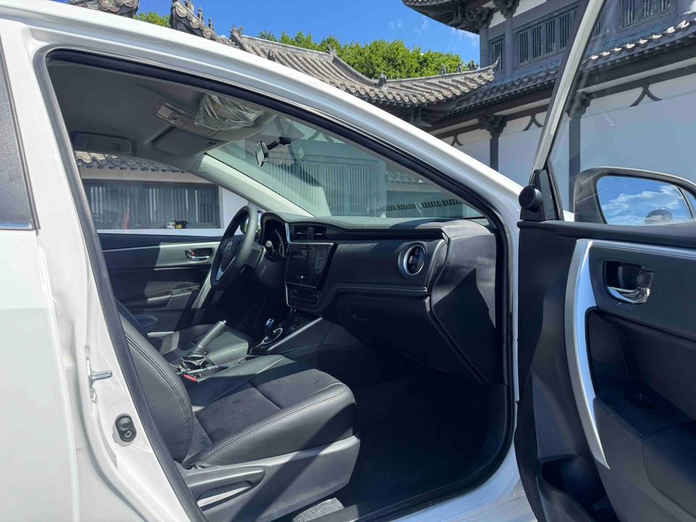 Toyota Corolla Hybird E+ 2021 image de voiture #21