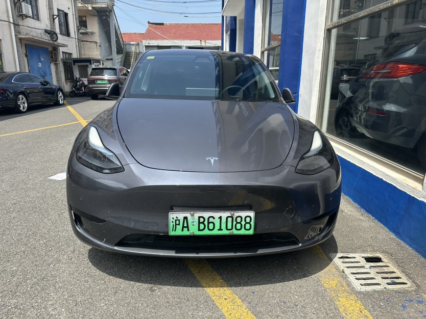 Tesla Model Y 2022 Tesla Model Y 2022 car image