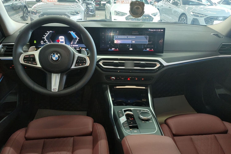 BMW 3 Series 2023 car image #10