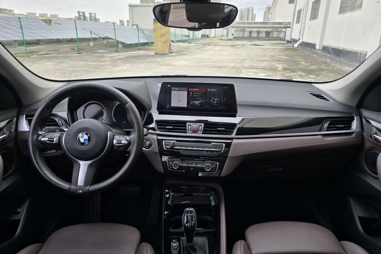 BMW X1 2020 car image #8