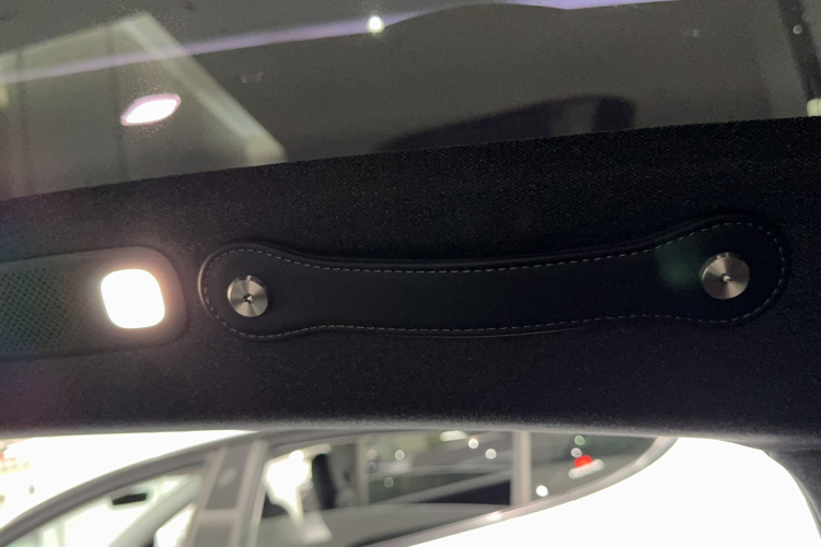 MI SU7 2024 image de voiture #16