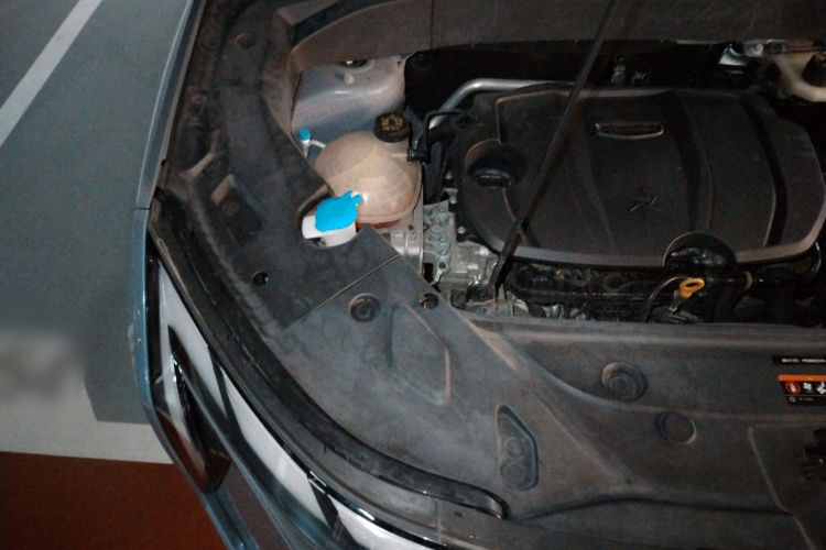 GEELY Boyue L 2023 car image #28