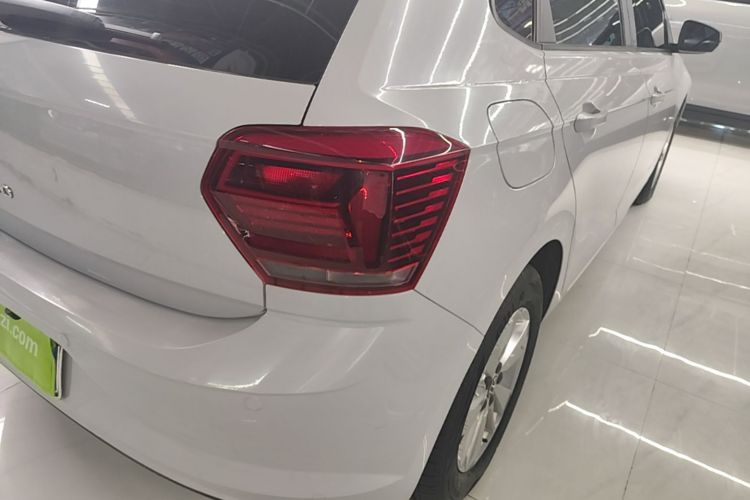 Volkswagen Polo 2023 car image #8
