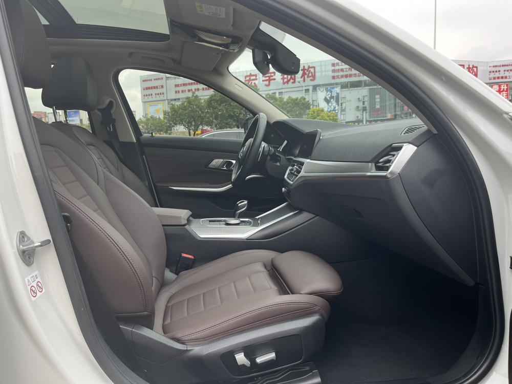BMW 3 Series 2020 #24 BMW 3 Series 2020 car image #24