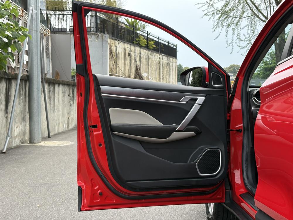GEELY Coolray 2020 #25 GEELY Coolray 2020 car image #25
