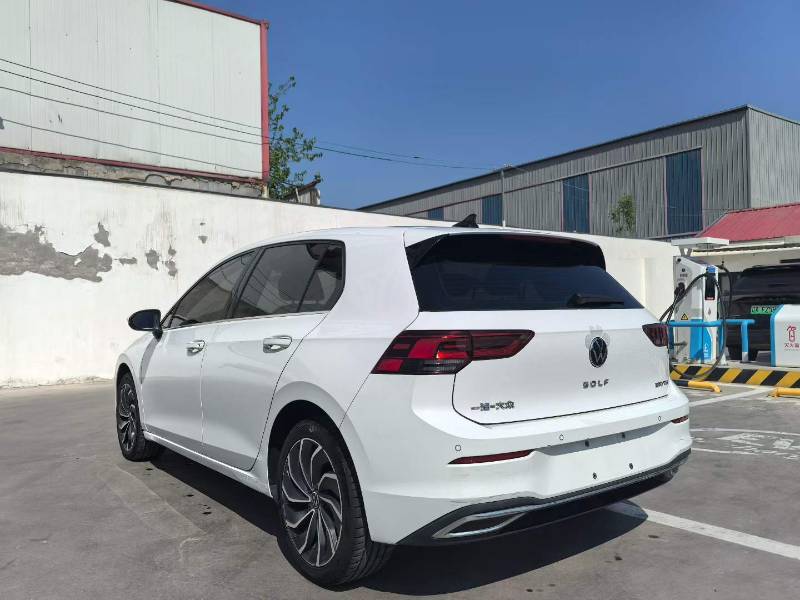 Volkswagen Golf 2021 #6 Volkswagen Golf 2021 car image #6