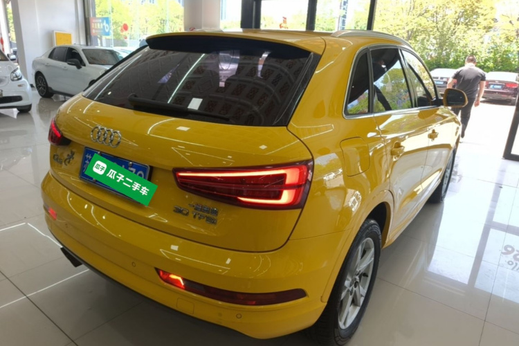Audi Q3 2016 #7 Audi Q3 2016 car image #7