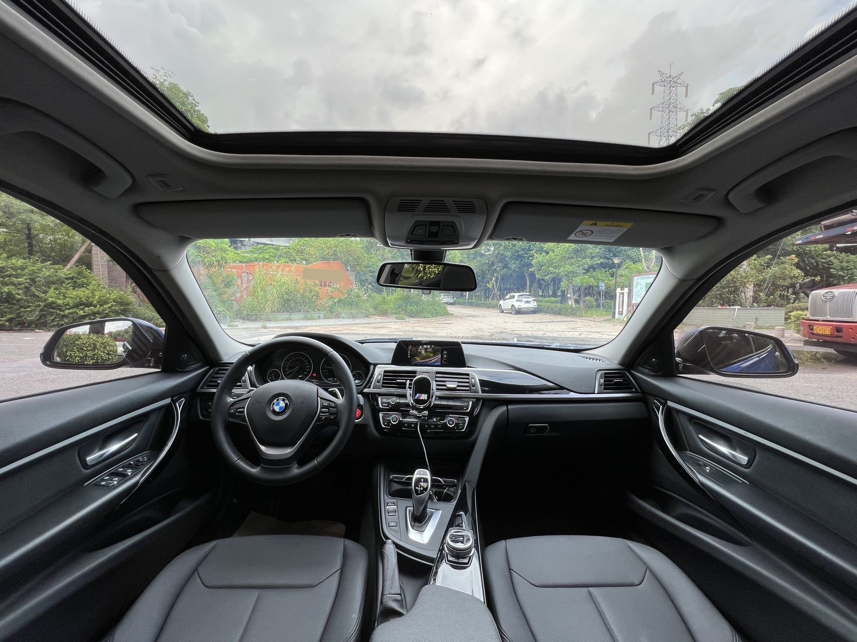 BMW 3 Series 2016 #5 BMW 3 Series 2016 car image #5