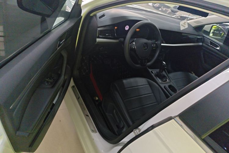 Volkswagen Lavida 2021 car image #16