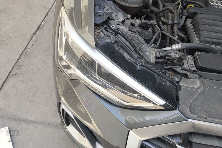 Audi Q3 2019 #8 Audi Q3 2019 car image #8