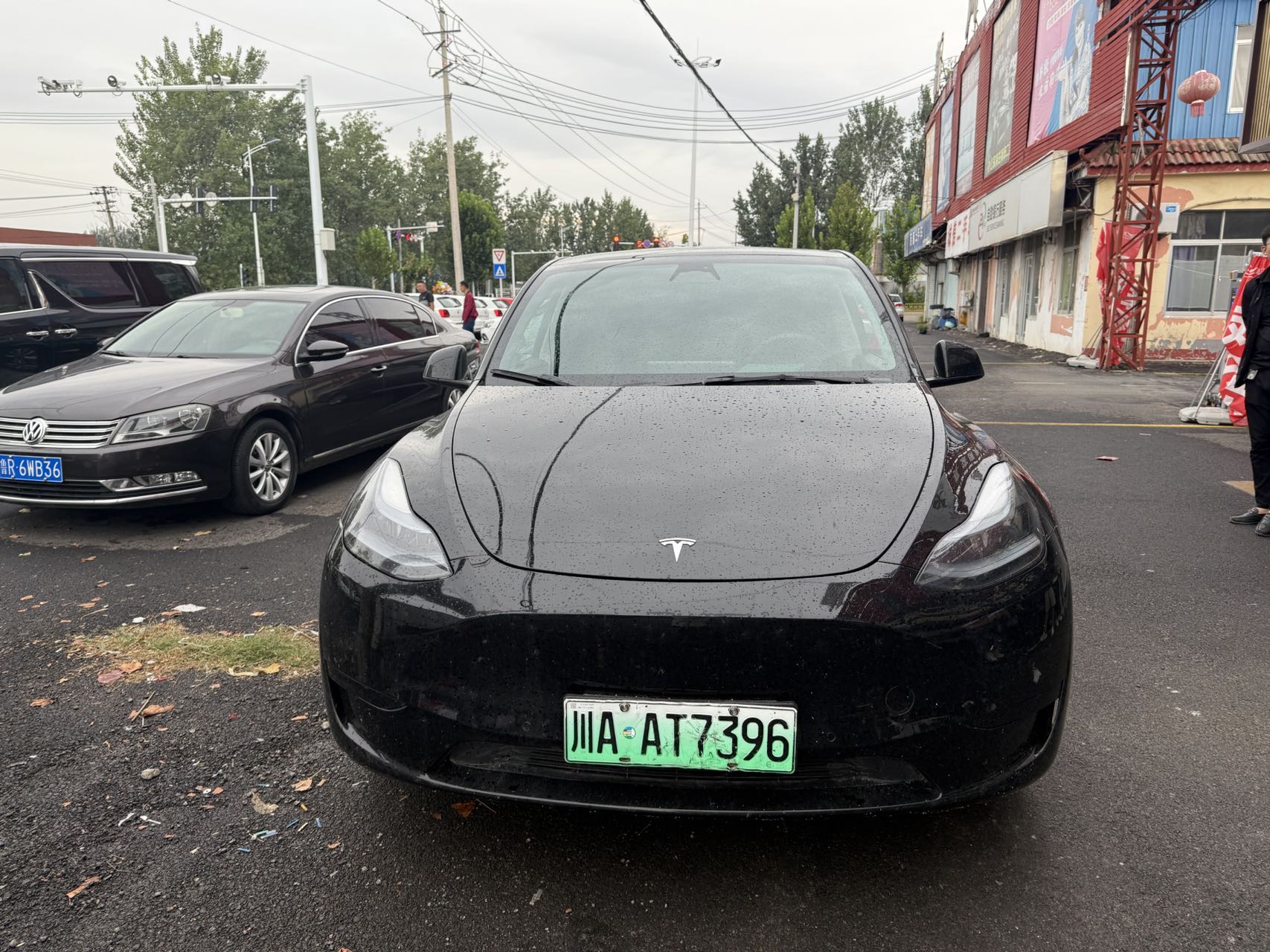 Tesla Model Y 2023 #2 Tesla Model Y 2023 car image #2