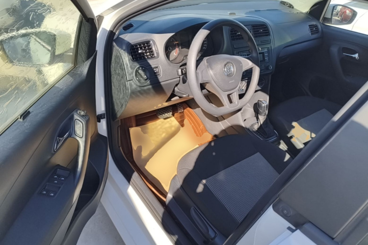 Volkswagen Polo 2018 #12 Volkswagen Polo 2018 car image #12