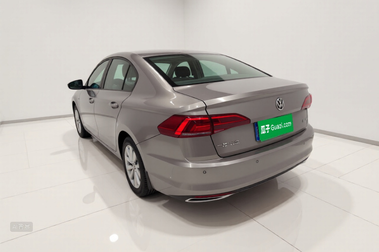 Volkswagen Bora 2020 immagine di auto #5