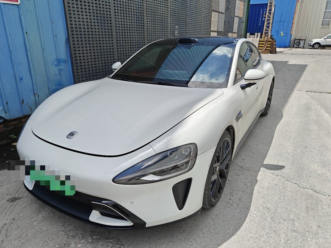 MI SU7 2024 MI SU7 2024 car image