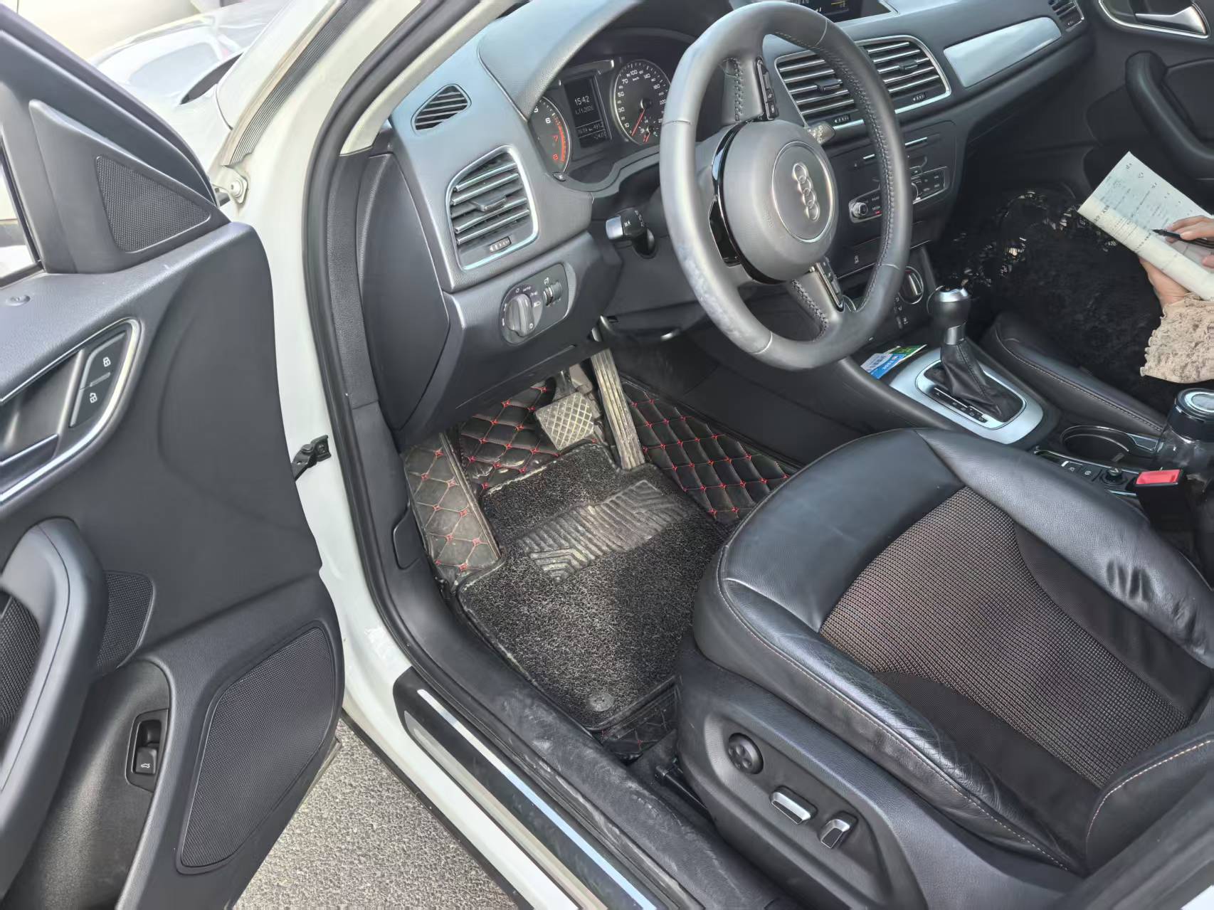 2019 imagem de carro #2