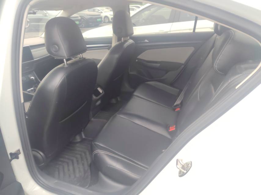 2023 car image #3
