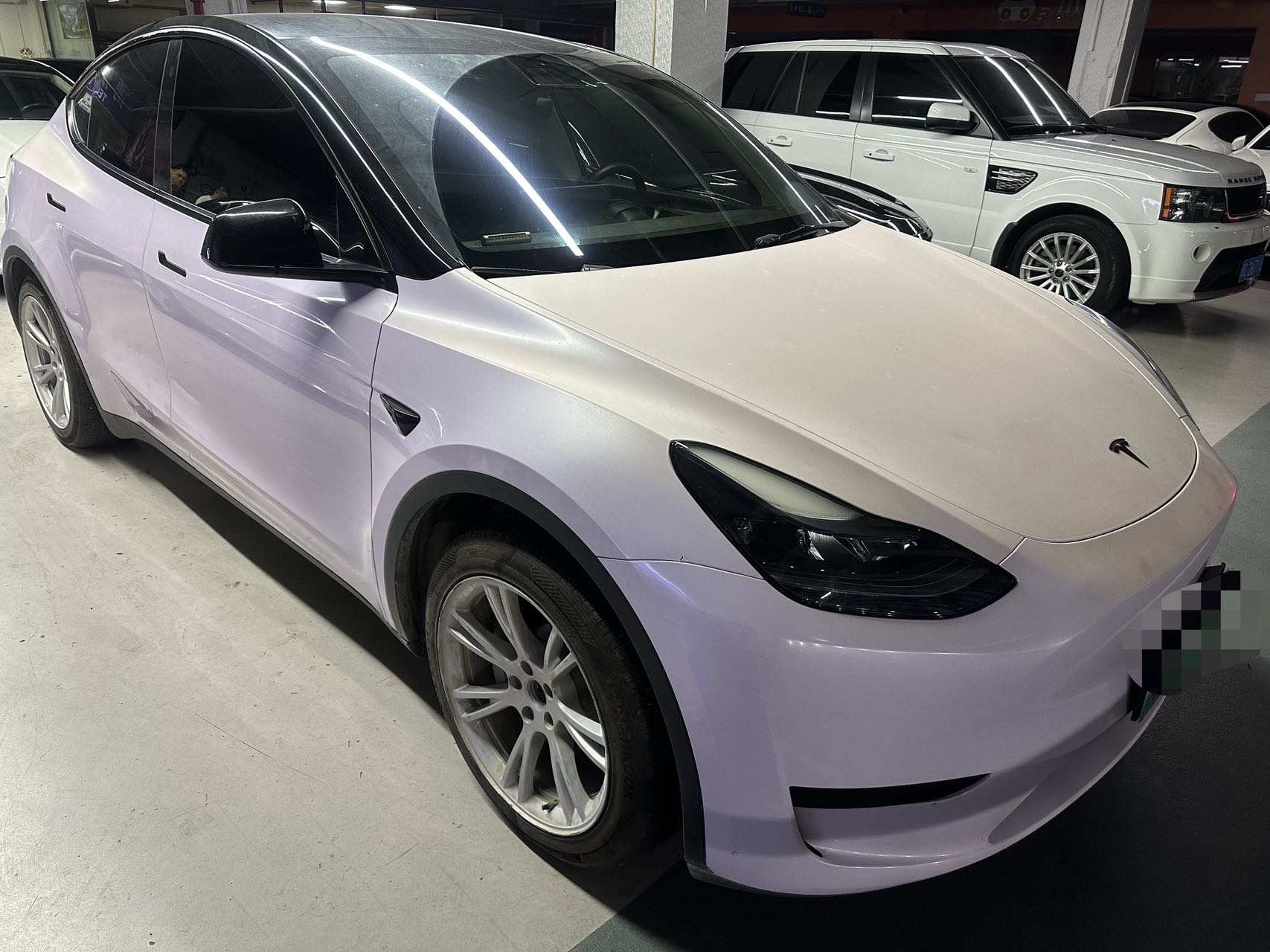 Tesla Model Y 2022 car image #3