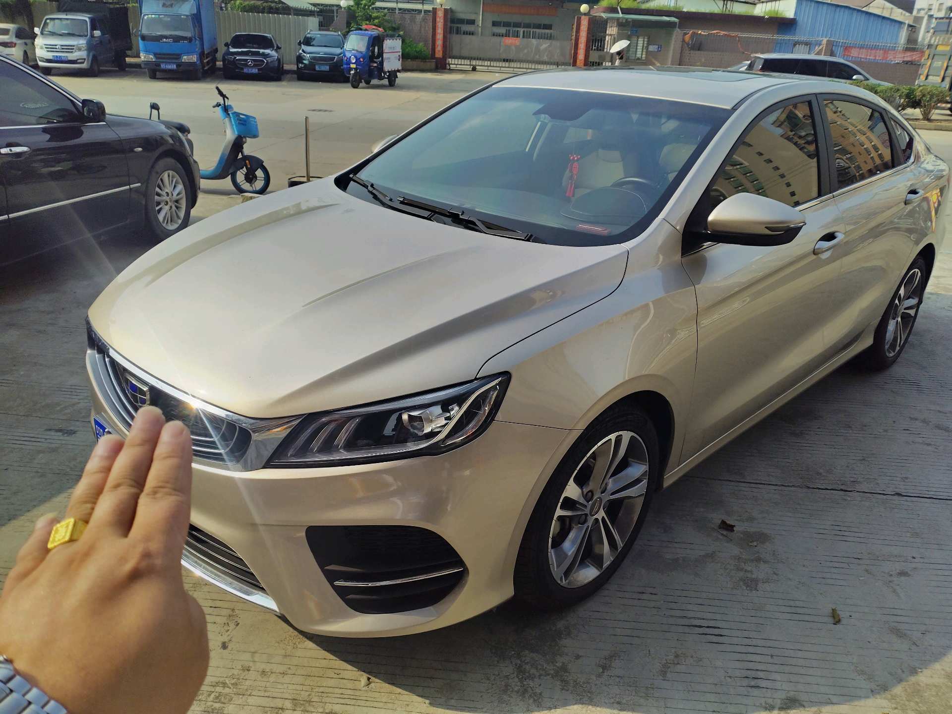 GEELY Binray 2018 GEELY Binray 2018 car image