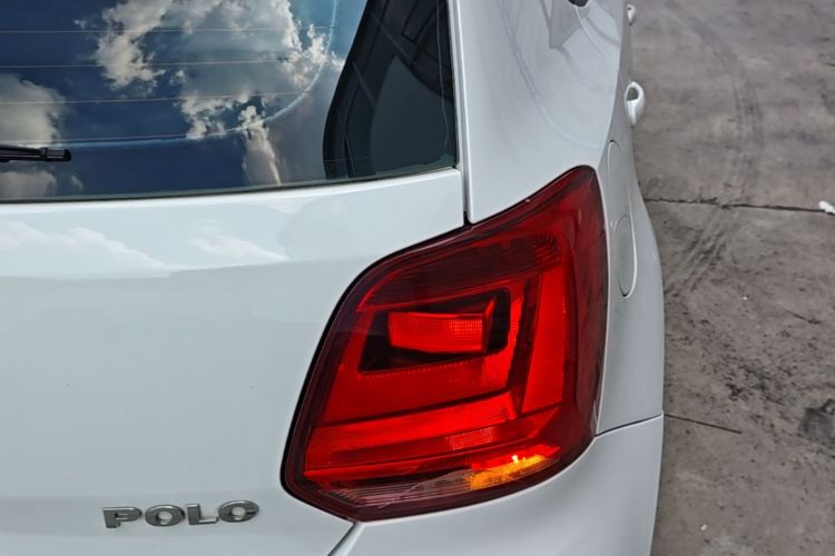 Volkswagen Polo 2016 #8 Volkswagen Polo 2016 car image #8