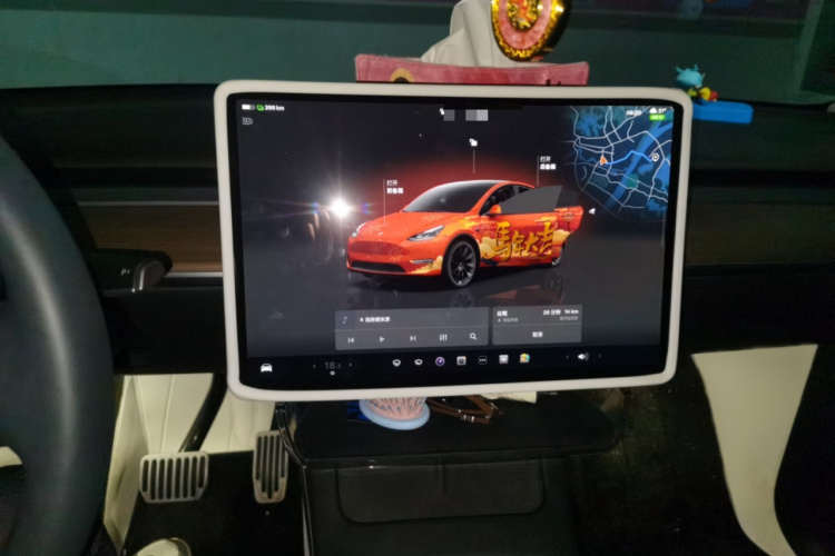 Tesla Model Y 2023 #16 Tesla Model Y 2023 car image #16