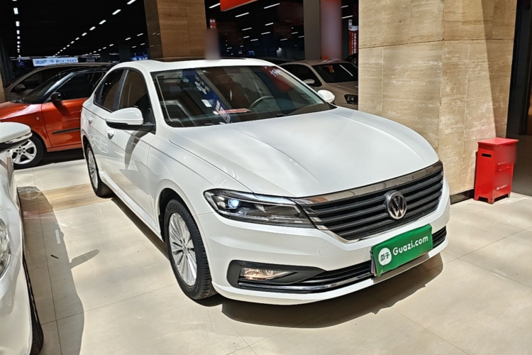 Volkswagen Lavida 2019 #4 Volkswagen Lavida 2019 car image #4