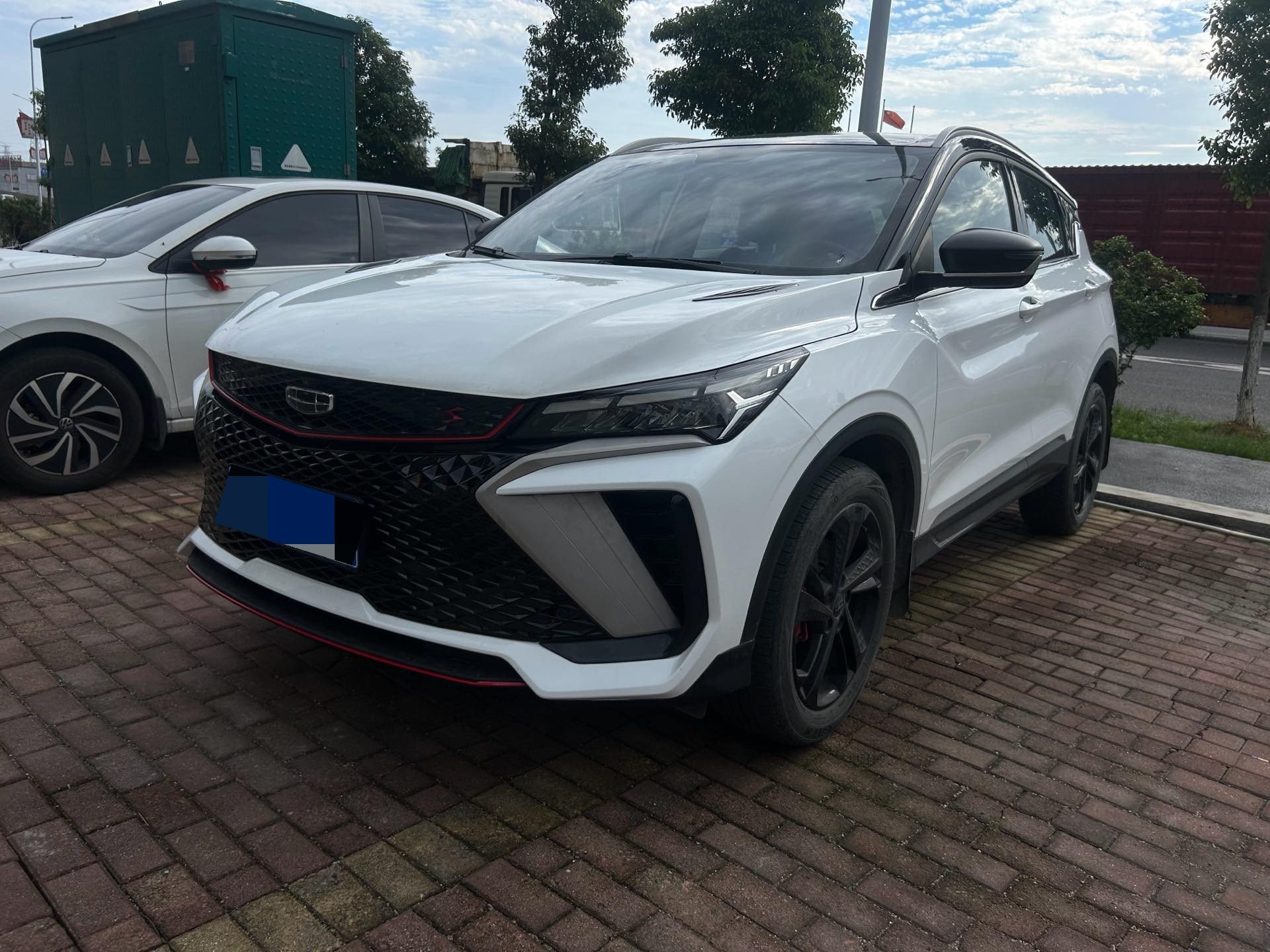 GEELY Coolray 2023 car image 